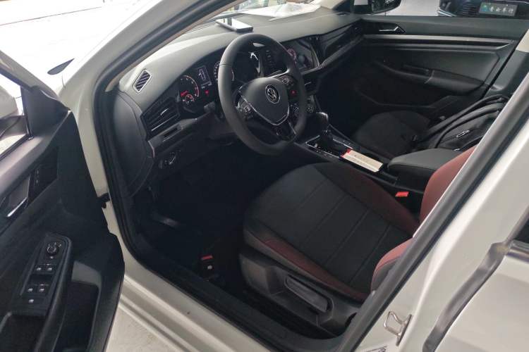 Used Volkswagen Bora 2021 1.5L Automatic Comfort Smart Connect Edition Left Front Seat