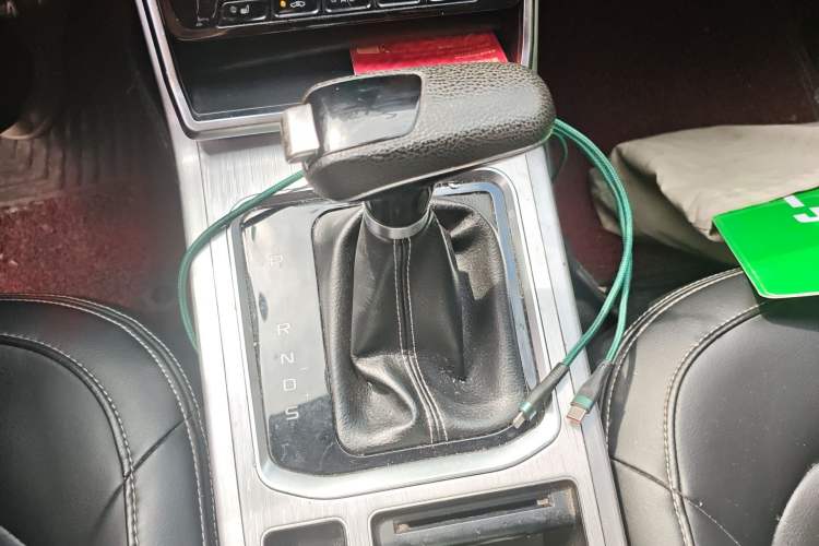 Used Bestune X40 2019 1.6L Automatic Luxury Edition China VI Gear Lever