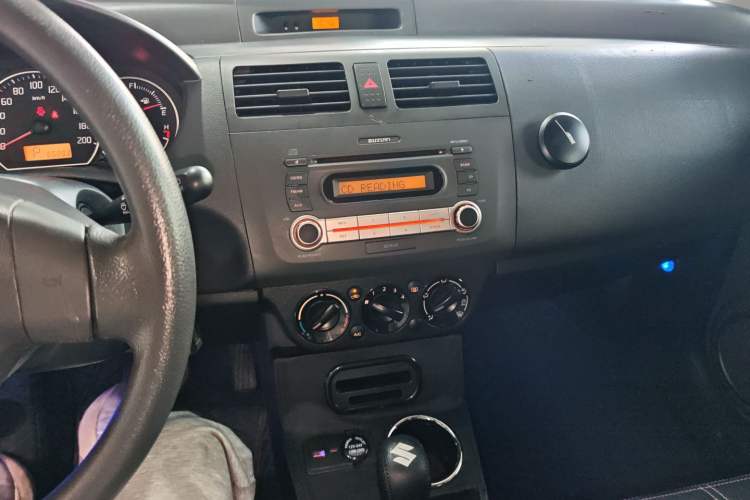 Used Suzuki Swift 2015 1.5L Automatic Limited Edition