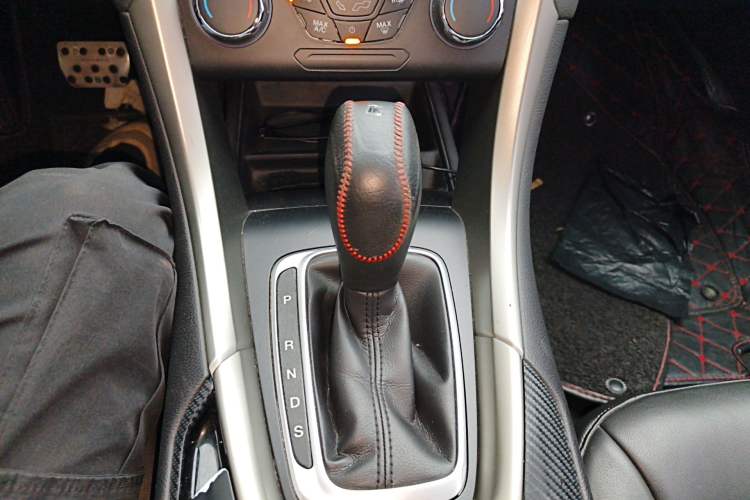 Used Ford Mondeo 2013 2.0L GTDi 200 Fashion Edition
