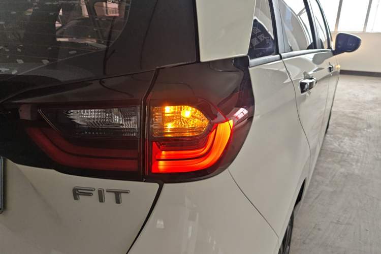 Used Honda Fit 2021 1.5L CVT Trend Edition