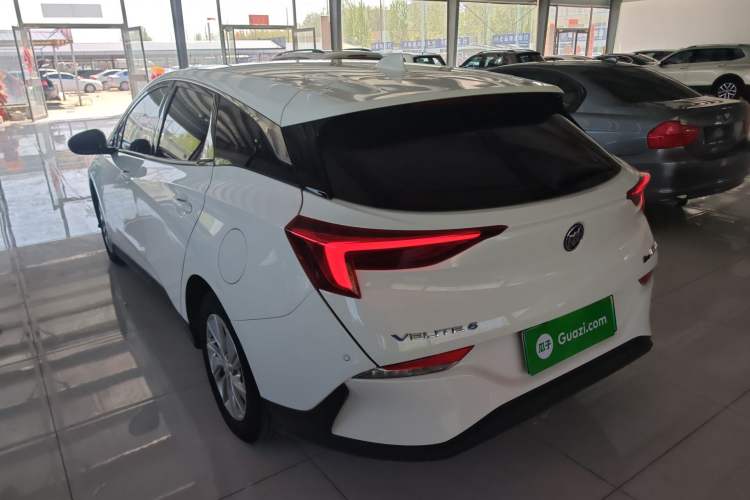 Used Buick Velite 6 2022 Plug-in Hybrid Connected Fashion Model Rear Left 45 Deg