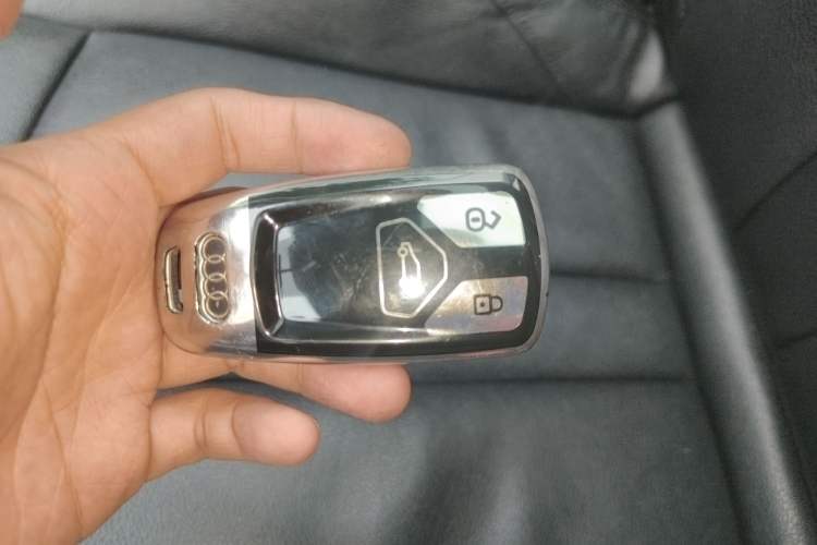 Used Audi A4L 2018 30th Anniversary Edition 40 TFSI Trendy Model
