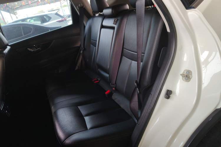 Used Nissan X-Trail 2021 2.0L CVT 2WD XE Fashion Edition Left Rear Seat