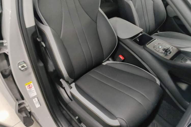 Used BYD Sealion 05 DM-i 2025 DM-i Smart Drive 115KM Flagship Model
