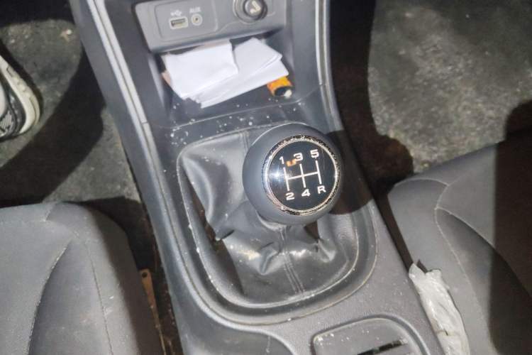 Used Roewe 360 2016 1.5L Manual Smart Screen Version
