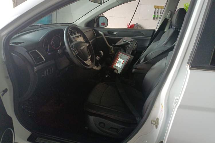 Used Haval H6 2017 Blue Label Sport Edition 1.5T Manual Two-Wheel Drive Elite Model Left Front Seat