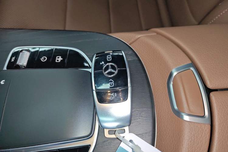 Used Mercedes-Benz E-Class 2021 Restyled E 300 L Sport Premium Edition
