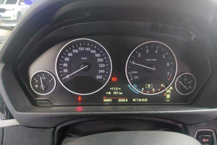 Used BMW 3 Series 2019 320Li Fashion Model
