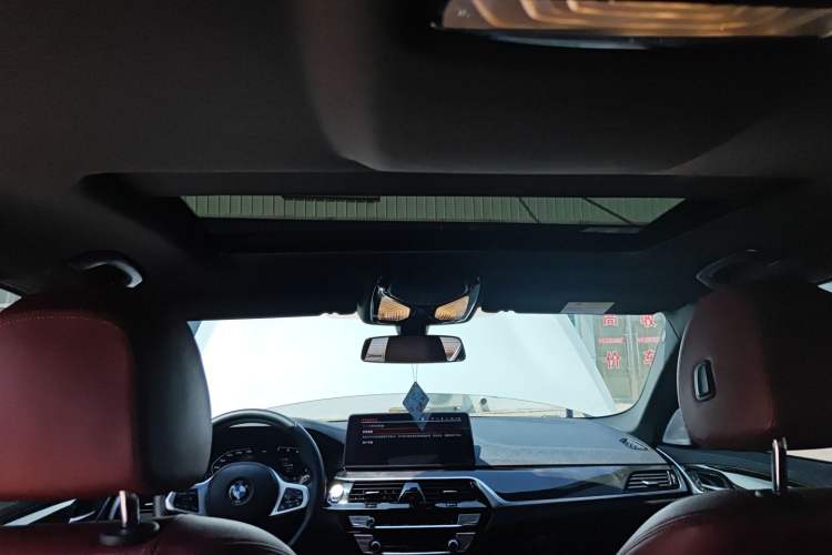 Used BMW 5 Series 2021 525Li M Sport Package