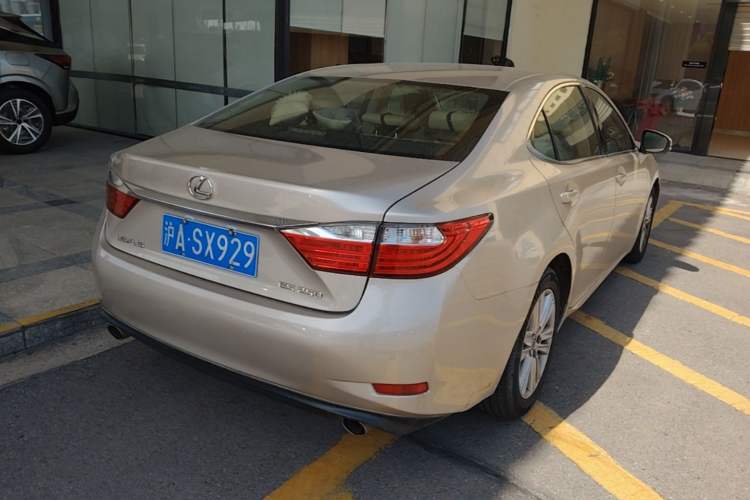 Used Lexus ES 2013 250 Elite Edition
