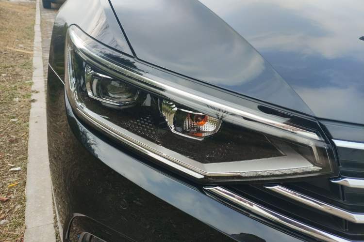 Used Volkswagen Magotan 2021 330TSI DSG 30th Anniversary Edition