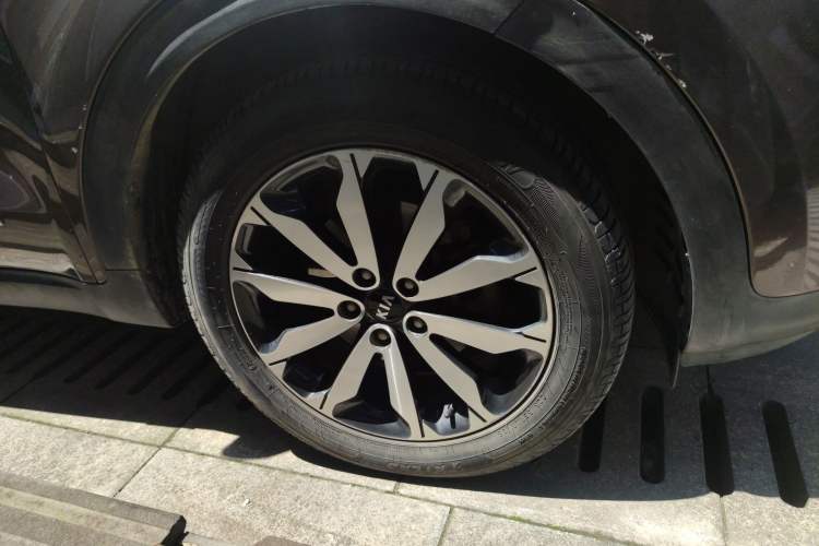 Used Kia KX5 2016 2.0L Automatic 2WD GLS
