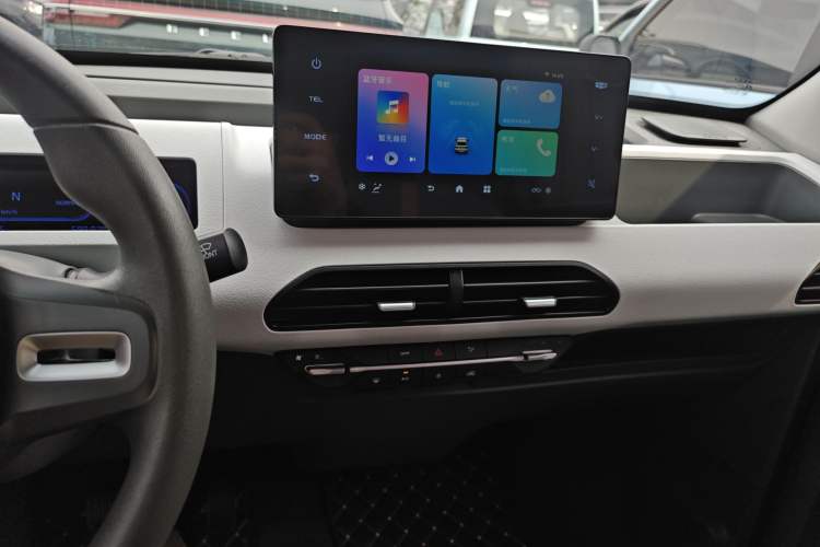 Used Geely Galaxy Panda 2023 Panda Mini 200km Endurance Bear