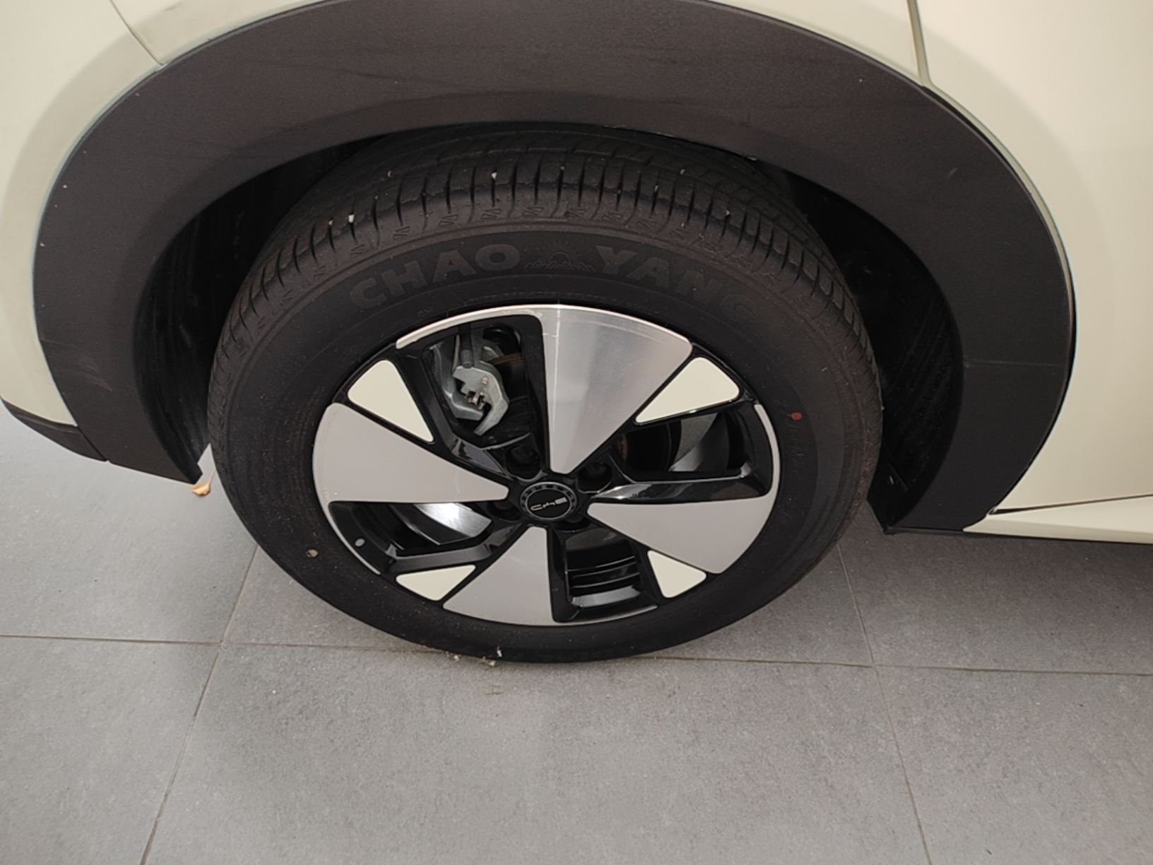 BYD Dolphin 2023 420 km Fashion Edition — снимка 11