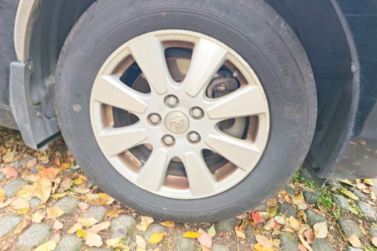 Used Toyota Camry 2008 240G Luxury Edition Right Front Wheel Hub