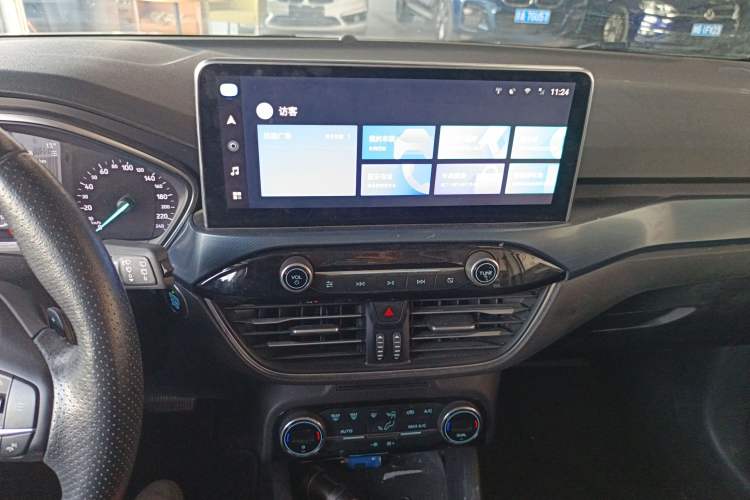 Used Ford Focus Active 2020 EcoBoost 180 Automatic Titanium Edition Audio And AC Panel