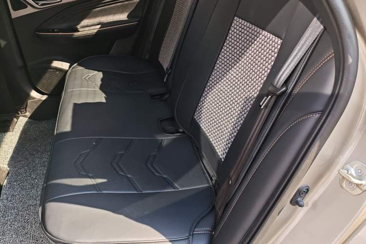 Used AION S Plus 2025 Comfort Version 53.241 kWh Left Rear Seat