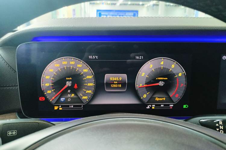 Used Mercedes-Benz E-Class 2018 E 200 L
