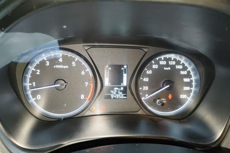 Used Hyundai Verna (older generation) 2017 1.4L Manual Refreshed Version China VI Standard
