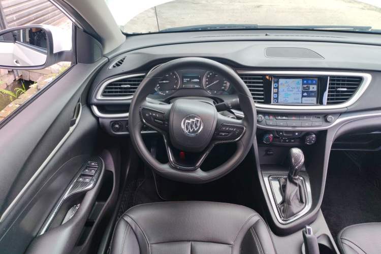 Used Buick GT 2021 Revised Version Flagship 1.5L Automatic Elite Edition Steering Wheel