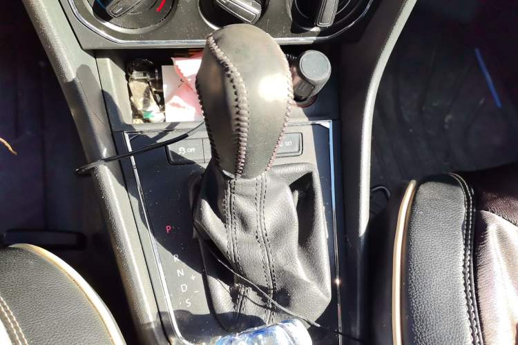 Used Volkswagen Lavida 2015 1.6L Automatic Comfort Edition