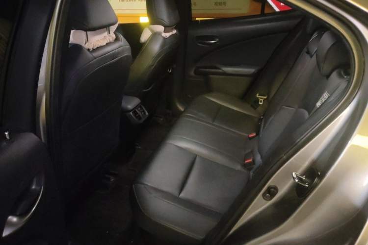 Used Lexus UX 2020 260h Explore & Adventure Edition