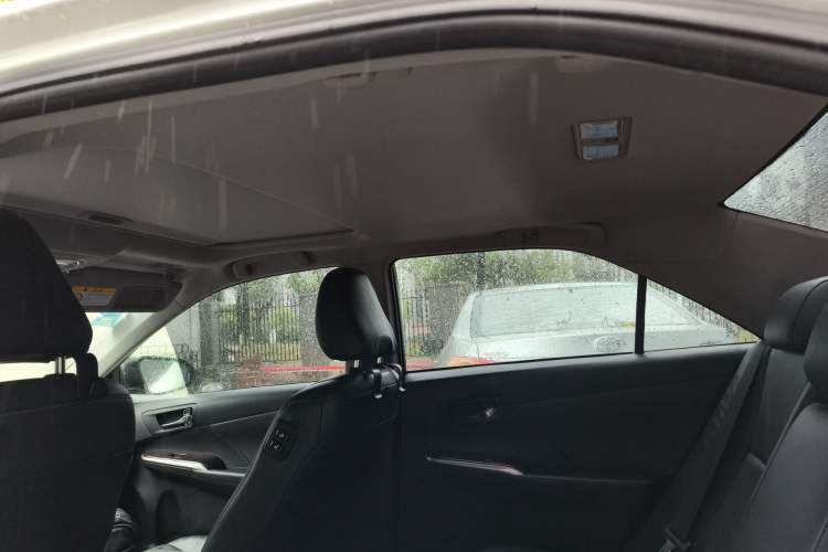 Used Toyota Camry 2016 2.0G 10th Anniversary Leading Edition Headliner