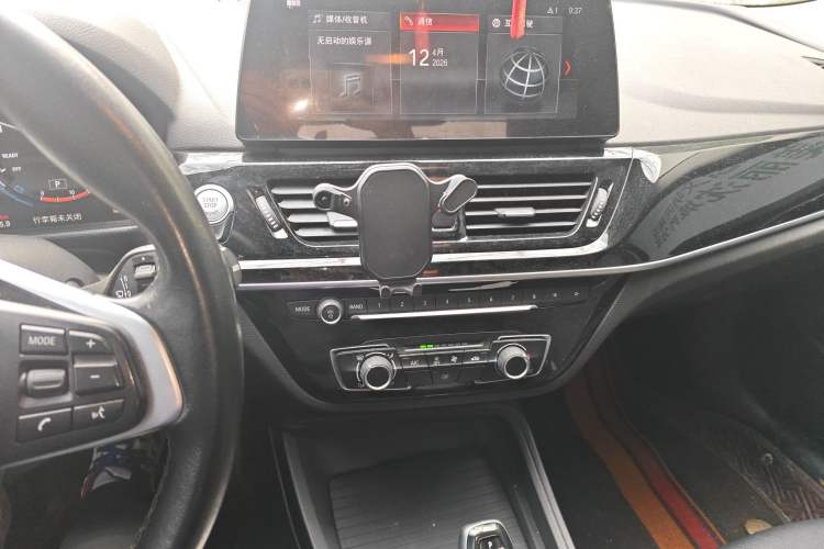 Used BMW 1 Series 2022 120i M Sport Edition Audio And AC Panel