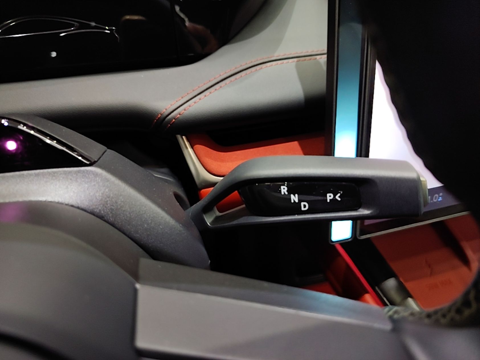 Xiaomi Auto SU7 2024 Four-Wheel Drive Ultra-Long Range Advanced Intelligent Driving Max Edition — снимка 16