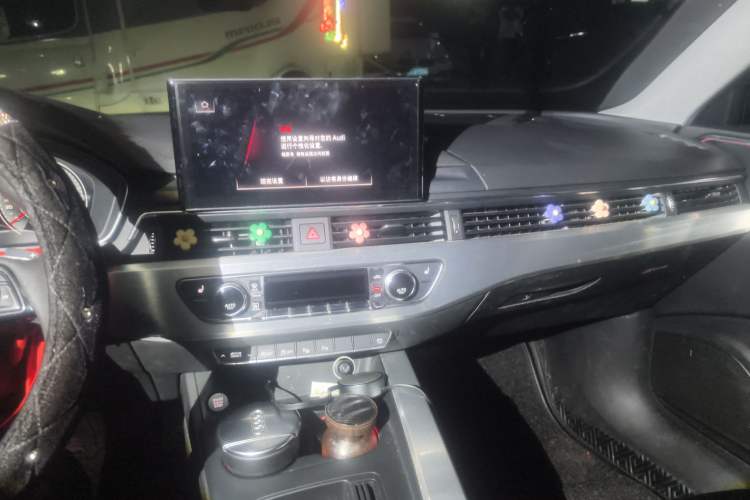 Used Audi A4L 2020 40 TFSI Luxury Dynamic Model