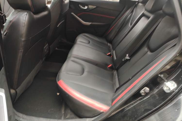 Used Venucia D60 2019 1.6L XL CVT Smart Connect Elite Edition