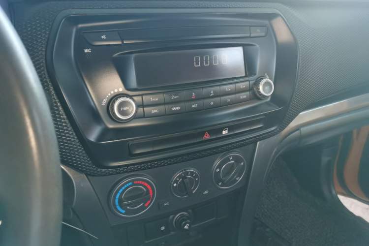 Used Great Wall Wingle 5 2020 2.4L Gasoline Two-Wheel Drive Value Edition Big Double Cab China VI Standard 4K22D4M