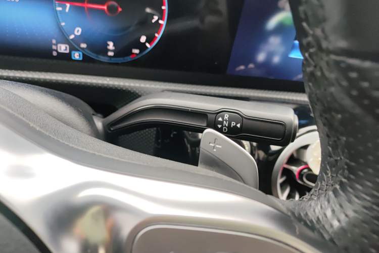 Used Mercedes-Benz A-Class 2022 Revised Version A 200 L Sport Sedan Fashionable Style