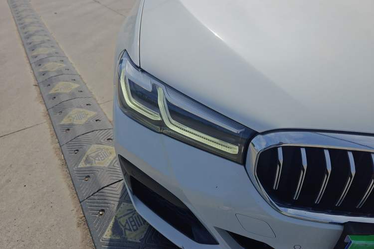 Used BMW 5 Series 2022 Restyled 525Li M Sport Package
