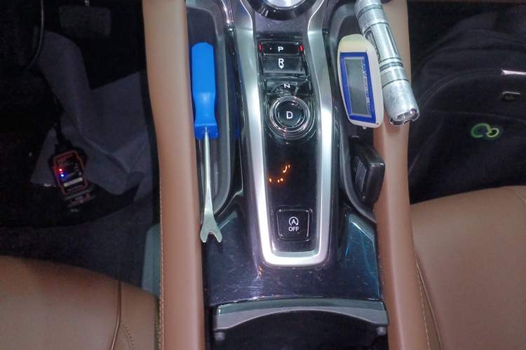 Used Acura CDX 2017 1.5T Four-Wheel Drive Deluxe Stylish Edition Gear Lever