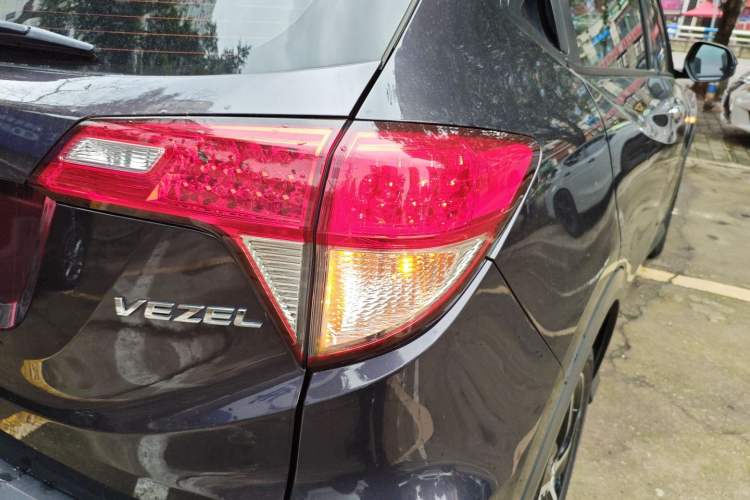 Used Honda Vezel 2020 1.5L CVT Pioneer Edition
