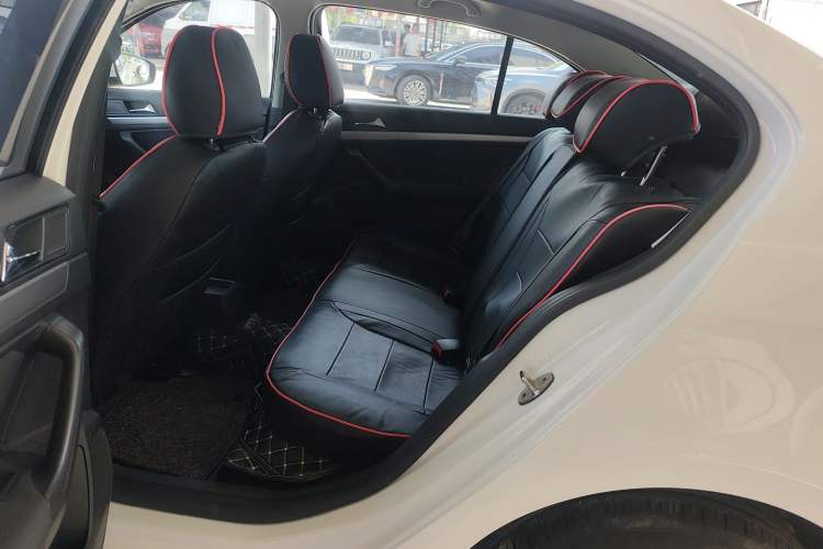 Used Volkswagen Lavida 2019 Lavida Start 1.5L Automatic Trendy Version China VI Standard
