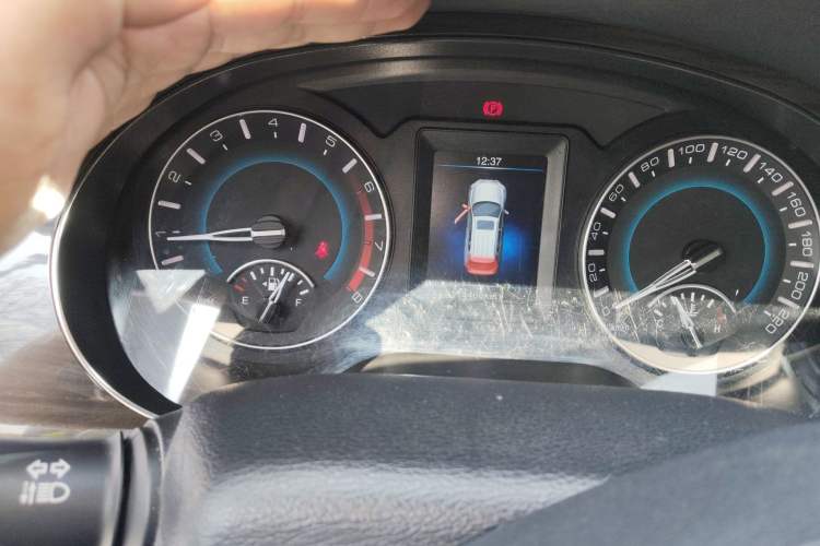 Used Haval H2 2016 Red-Label 1.5T Manual Two-Wheel Drive Luxury Model
