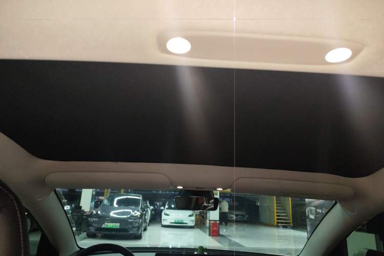 Used Tesla Model 3 2020 Long-Range Rear-Wheel-Drive Version