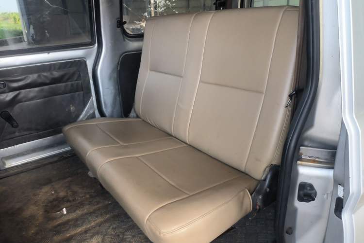 Used Wuling Rongguang 2020 1.2L S Base Model China VI Left Rear Seat