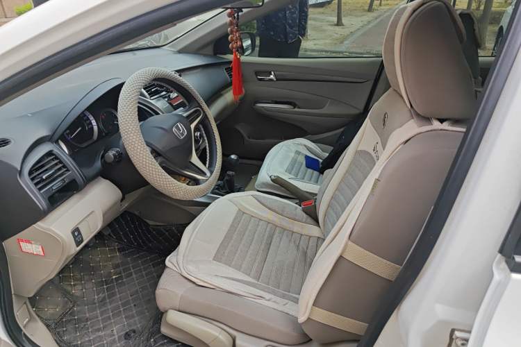 Used Honda City Classic 2012 1.5L manual Elite Edition