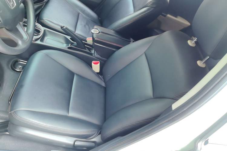 Used Honda Greiz 2016 1.5L CVT Classic Edition Left Front Seat