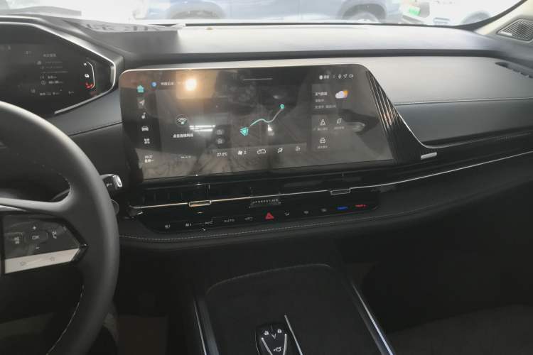 Used Changan CS55PLUS PHEV 2025 Smart New Blue Whale 125km Battleship Edition
