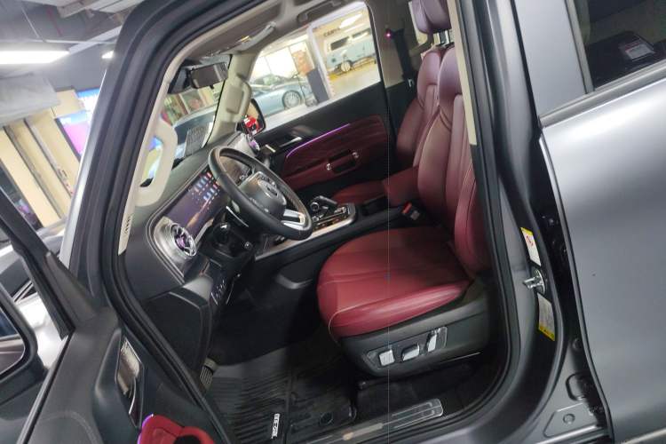 Used Tank 300 2024 330 3.0T V6
