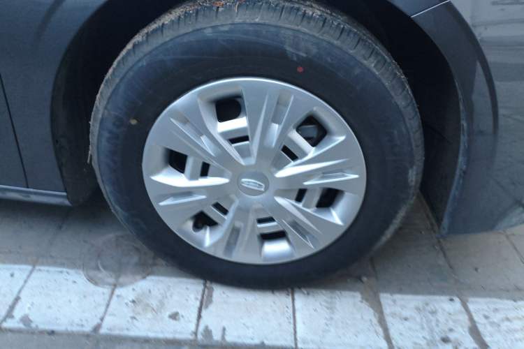 Used Geely Auto Emgrand 2025 4th Generation 1.5L Manual - Starry Edition