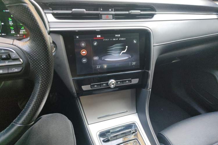 Used MG 6 New Energy 2018 45T E-DRIVE Intelligent Drive Hybrid PILOT Super Internet Edition Audio And AC Panel