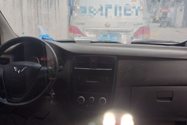 Used Wuling Rongguang V 2019 1.5L Window-Sealed Utility Model China VI LAR