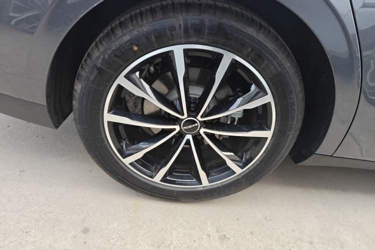 Used Roewe D7 2025 DMH 125km World Champion Excellence Edition