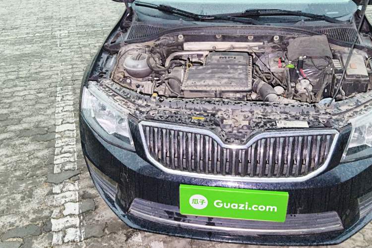 Used Skoda Octavia 2017 Classic Model 1.6L Manual Comfort Edition
